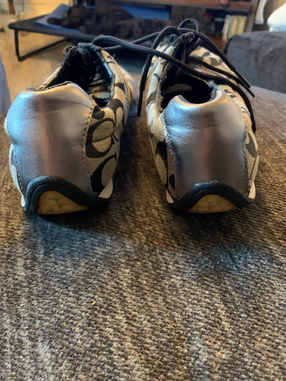 Coach Womens Signature C Lace-Up Sneakers in Black and Grey - Picture 4 of 6